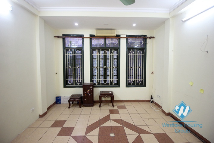 Unfurnished house for lease in Doi Can, Ba Dinh, Ha noi